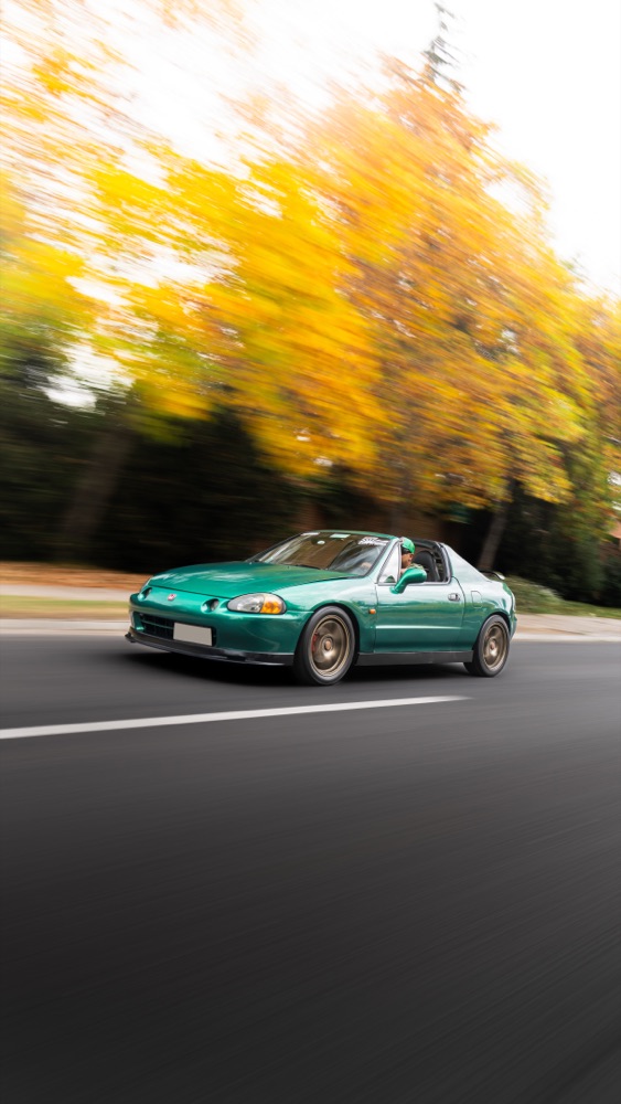 Honda CR-X del Sol en rolling shot durante una sesión de otoño en Santiago, foto 03